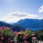 Ξενοδοχείο Ristorante Bellavista Con Locanda 2*