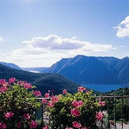 호텔 Ristorante Bellavista Con 2*