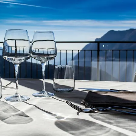 فندق Ristorante Bellavista Con